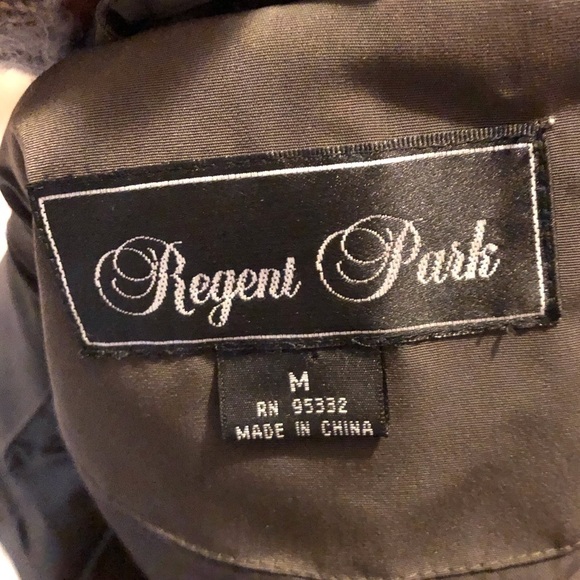 Regent Park, lightweight puffer jacket, EUC - Picture 7 of 8